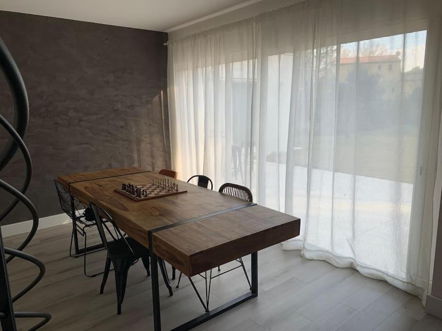 Villa Familiale 9 Pers Cabries Entre Aix Et Marseille 5 Min Gare Aix Tgv 15 Min Aeroport Mp Exteriör bild