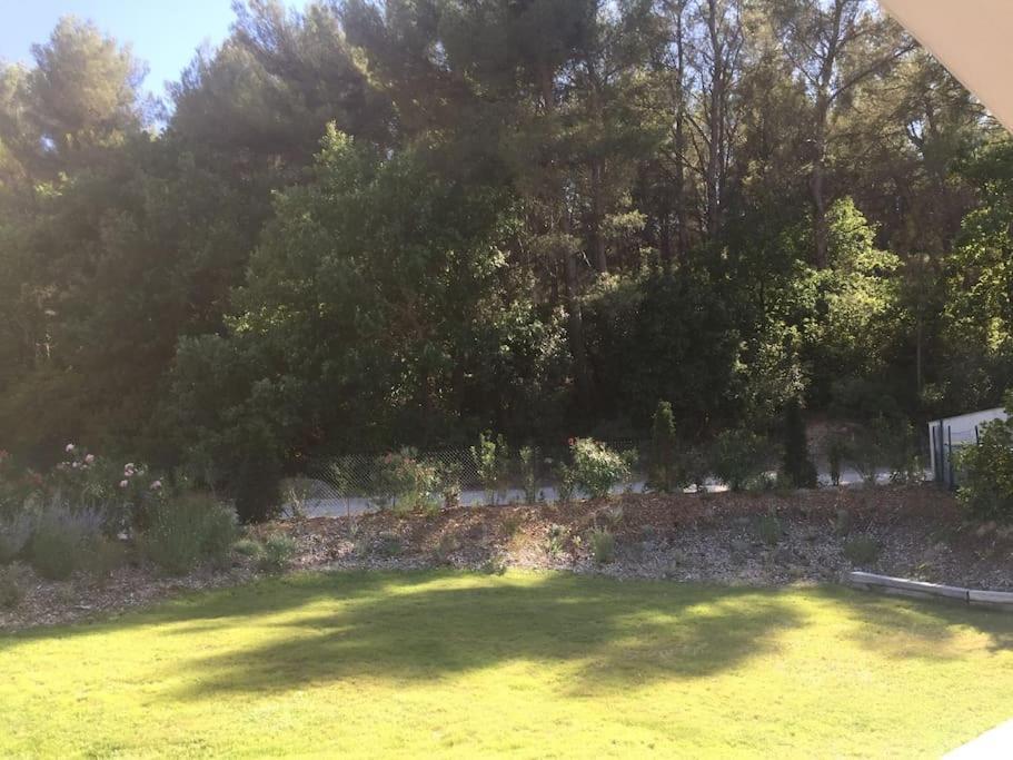Villa Familiale 9 Pers Cabries Entre Aix Et Marseille 5 Min Gare Aix Tgv 15 Min Aeroport Mp Exteriör bild
